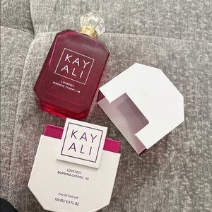 KAYALI Lovefest Burning Cherry